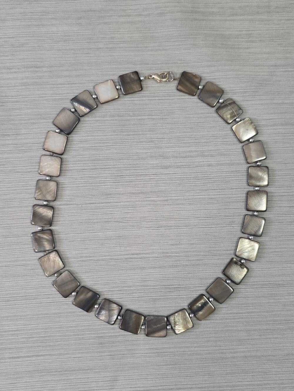 Dyed Mother Of Pearl Square Beaded Choker Necklace Elegant Classy Preppy Glam